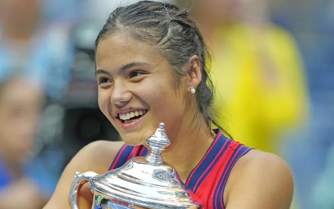 而赵雪则作 而赵雪则作